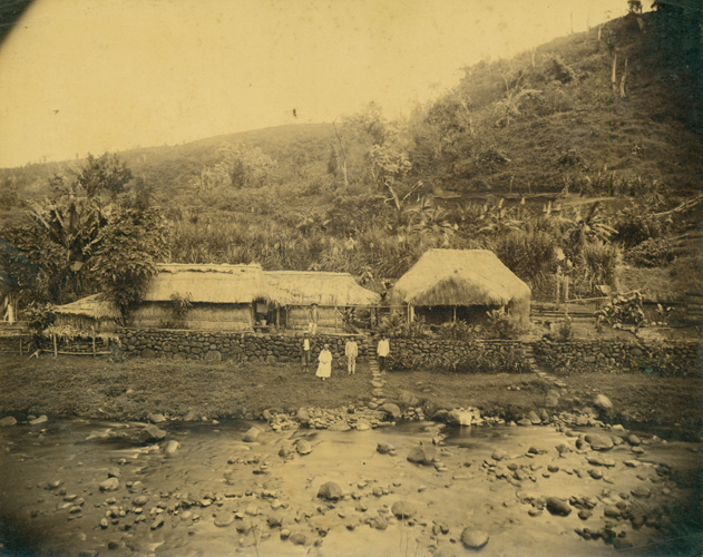 First Settlement Images of Old Hawaiʻi