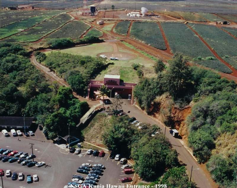 The Hole Images of Old Hawaiʻi