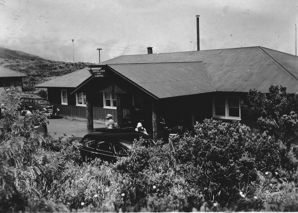 Silversword Inn | Images of Old Hawaiʻi