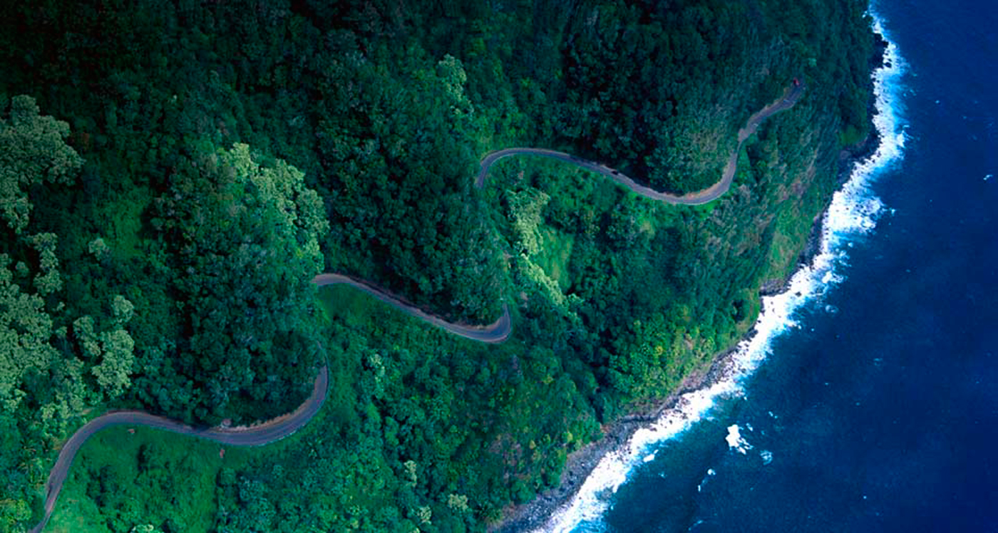 Остров хане. Гавайи Мауи дорога. Хана Гавайи. Дорога на Хану Мауи. Дорога в Ханну Гавайи.