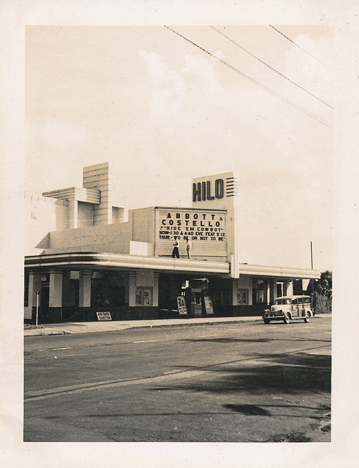 Palace Theater Images of Old Hawaiʻi