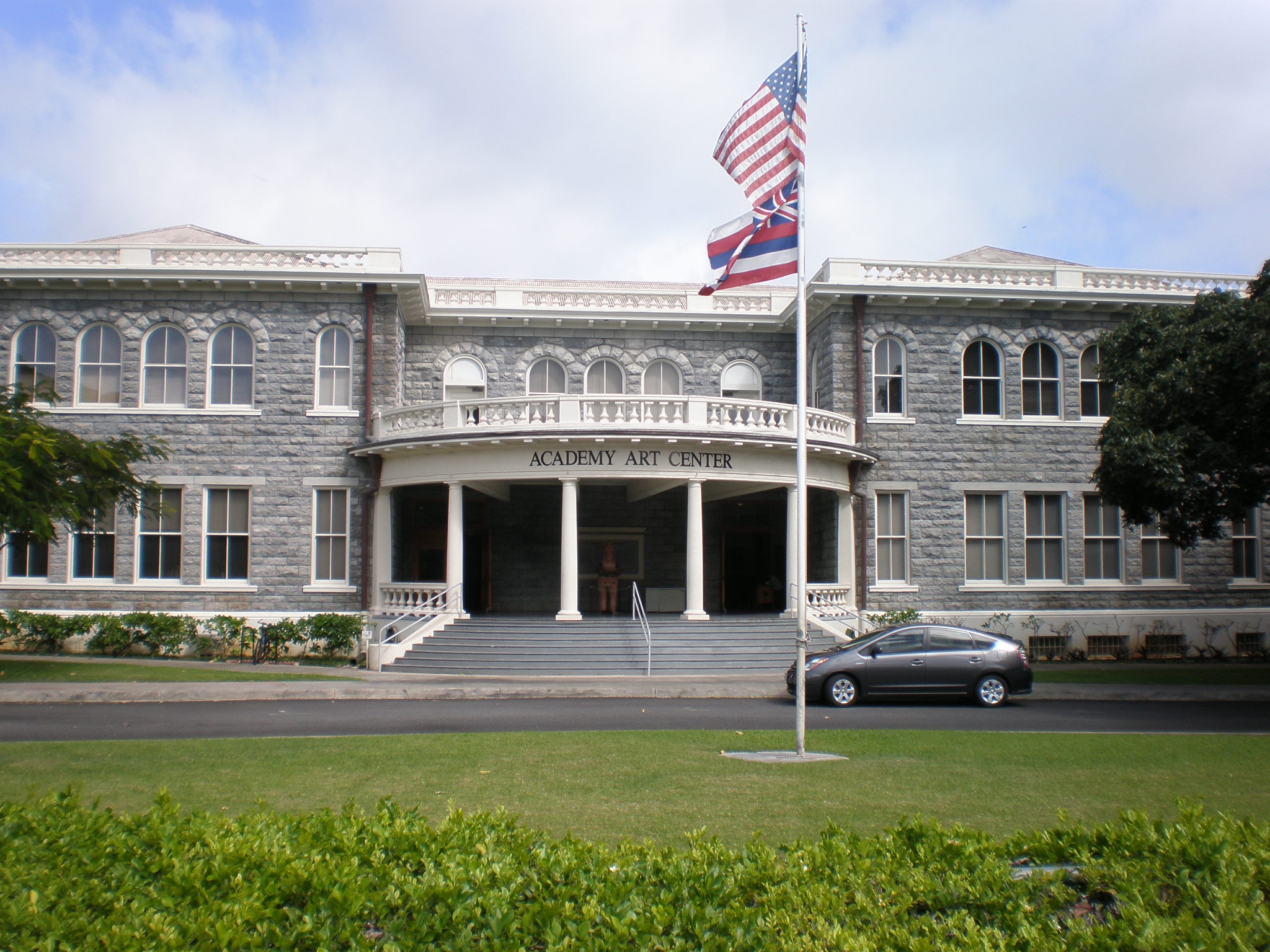 President William McKinley High School Images of Old Hawaiʻi